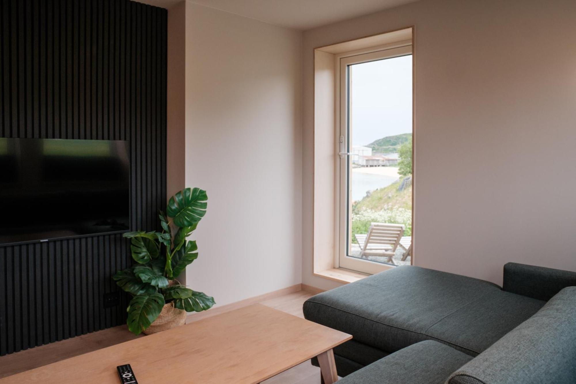 Sommaroya Beach Apartment Tromsø Extérieur photo