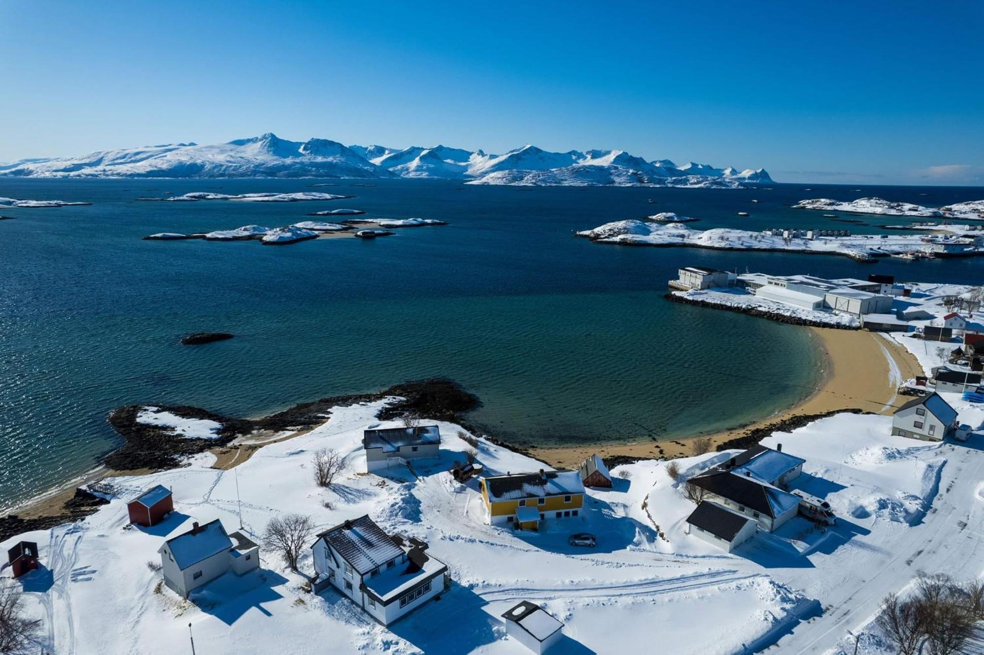 Sommaroya Beach Apartment Tromsø Extérieur photo