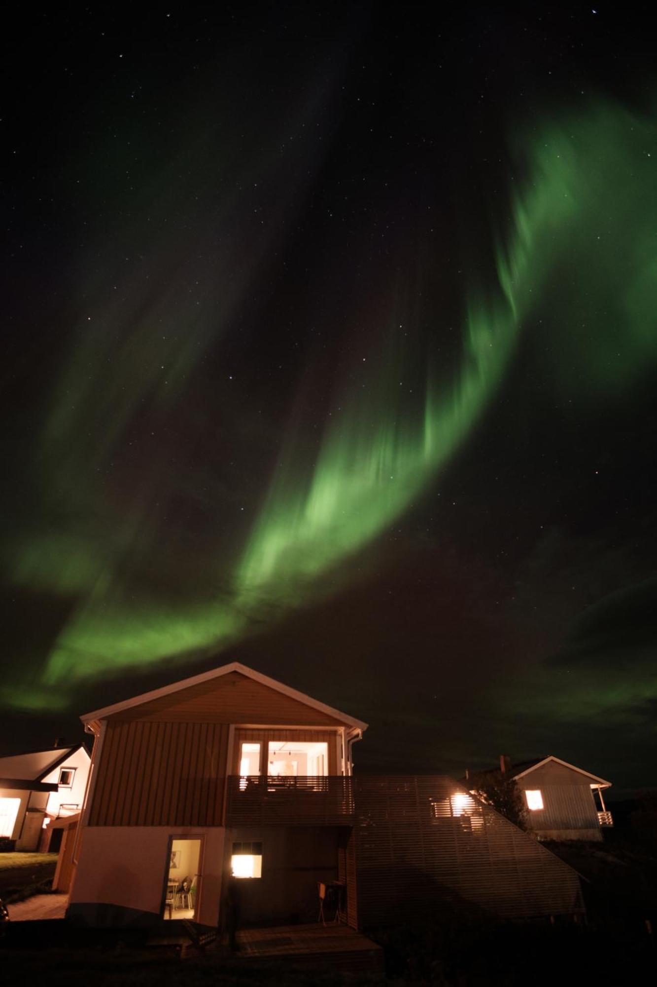 Sommaroya Beach Apartment Tromsø Extérieur photo
